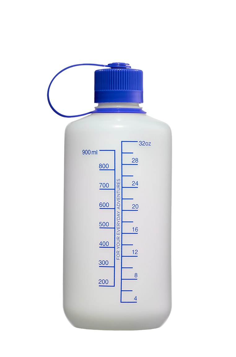 Nalgene product view: 32oz Narrow Mouth Ultralite Bottle A2 — 32oz Narrow Mouth Ultralite Bottle