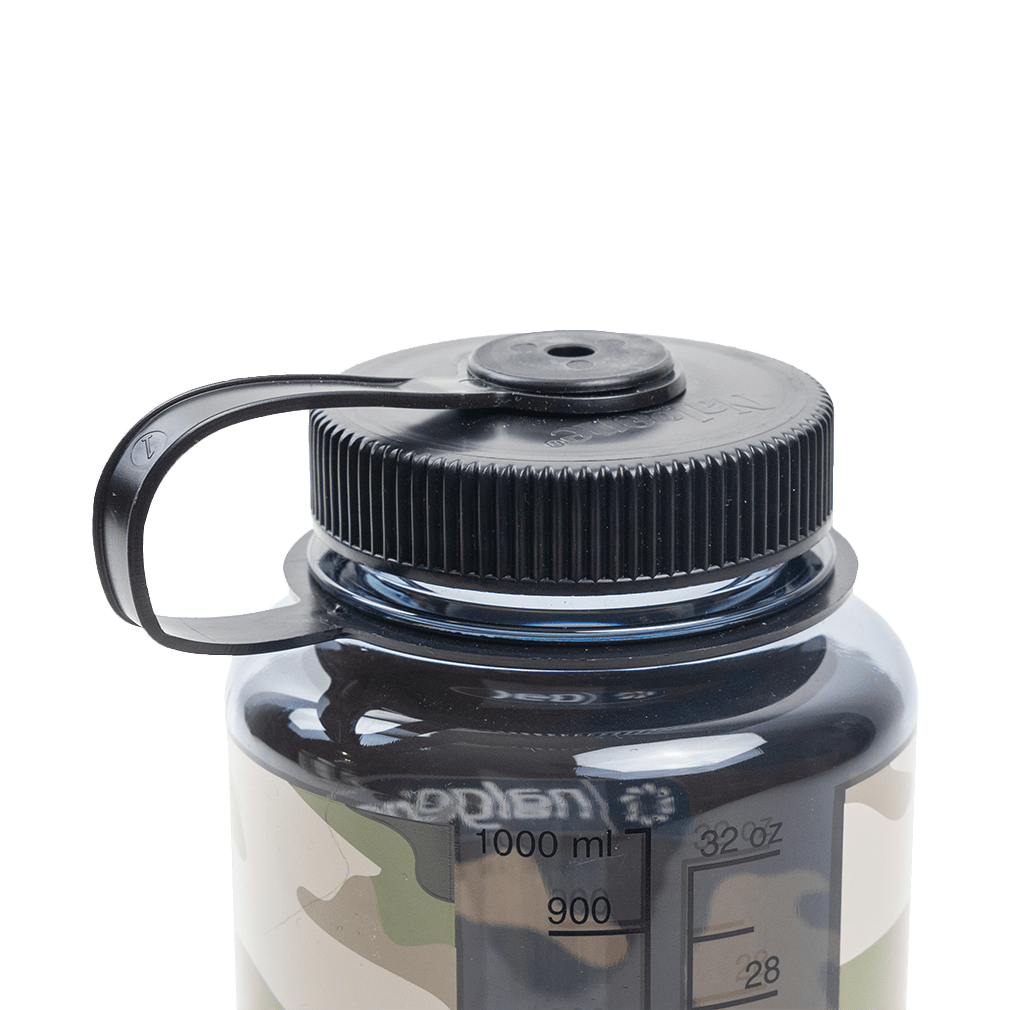 Nalgene product detail: 32oz Wide Mouth Camo Print Bottles U5 — 32oz Wide Mouth Camo Print Bottles