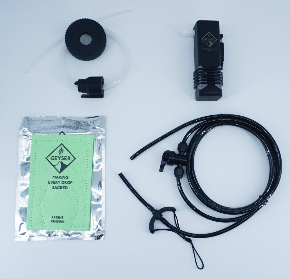 Nalgene product image: Geyser Outdoor Clean Kit N8 — Geyser Outdoor Clean Kit