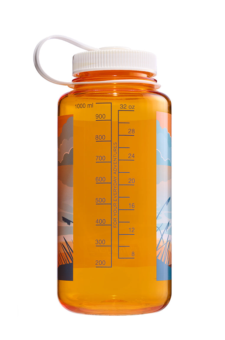 Nalgene product view: 32oz WM Negative Landscape M9 — 32oz WM Negative Landscape