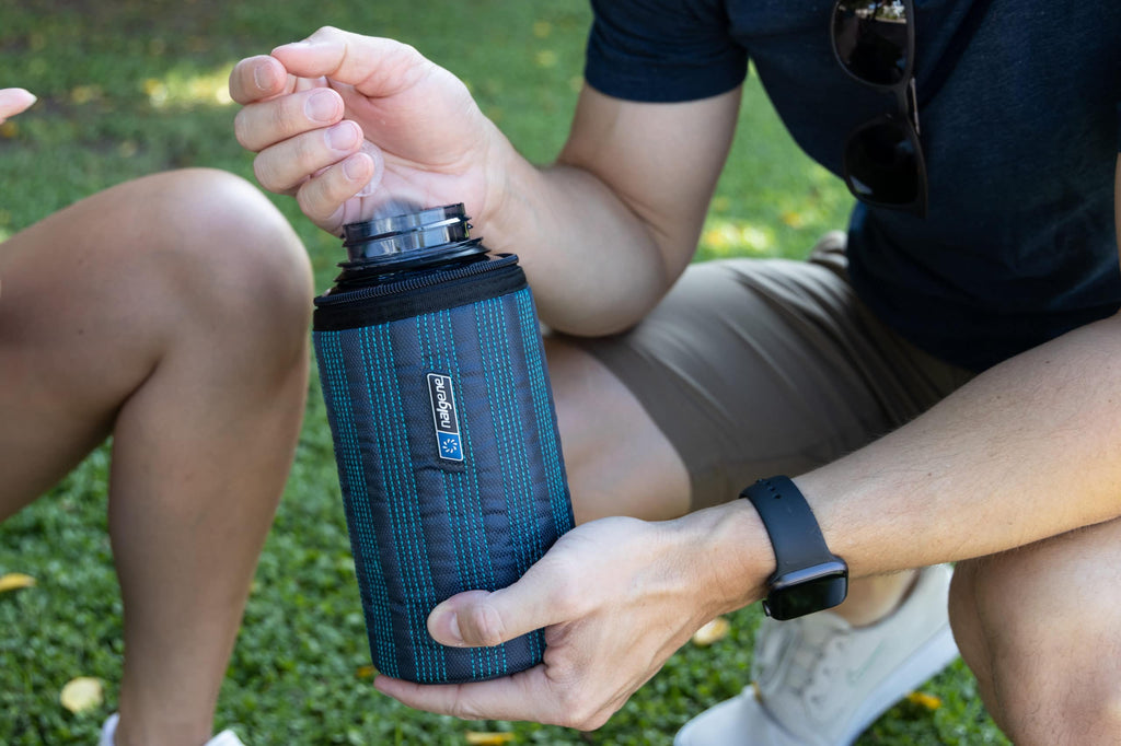 Nalgene product view: 32oz Insulated Sleeve O9 — 32oz Insulated Sleeve